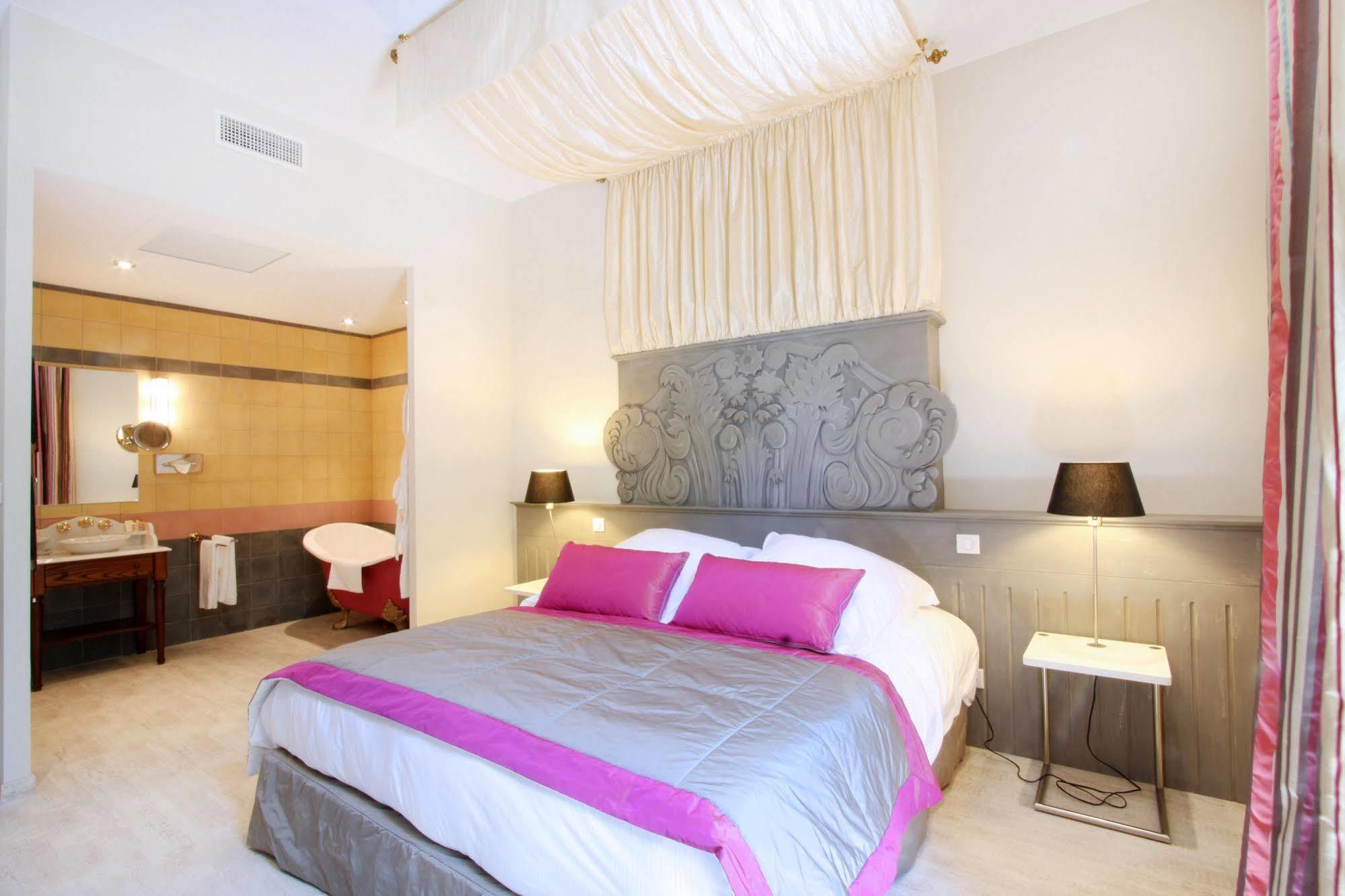 Hotel Les Deux Garcons Aix-en-Provence Ngoại thất bức ảnh